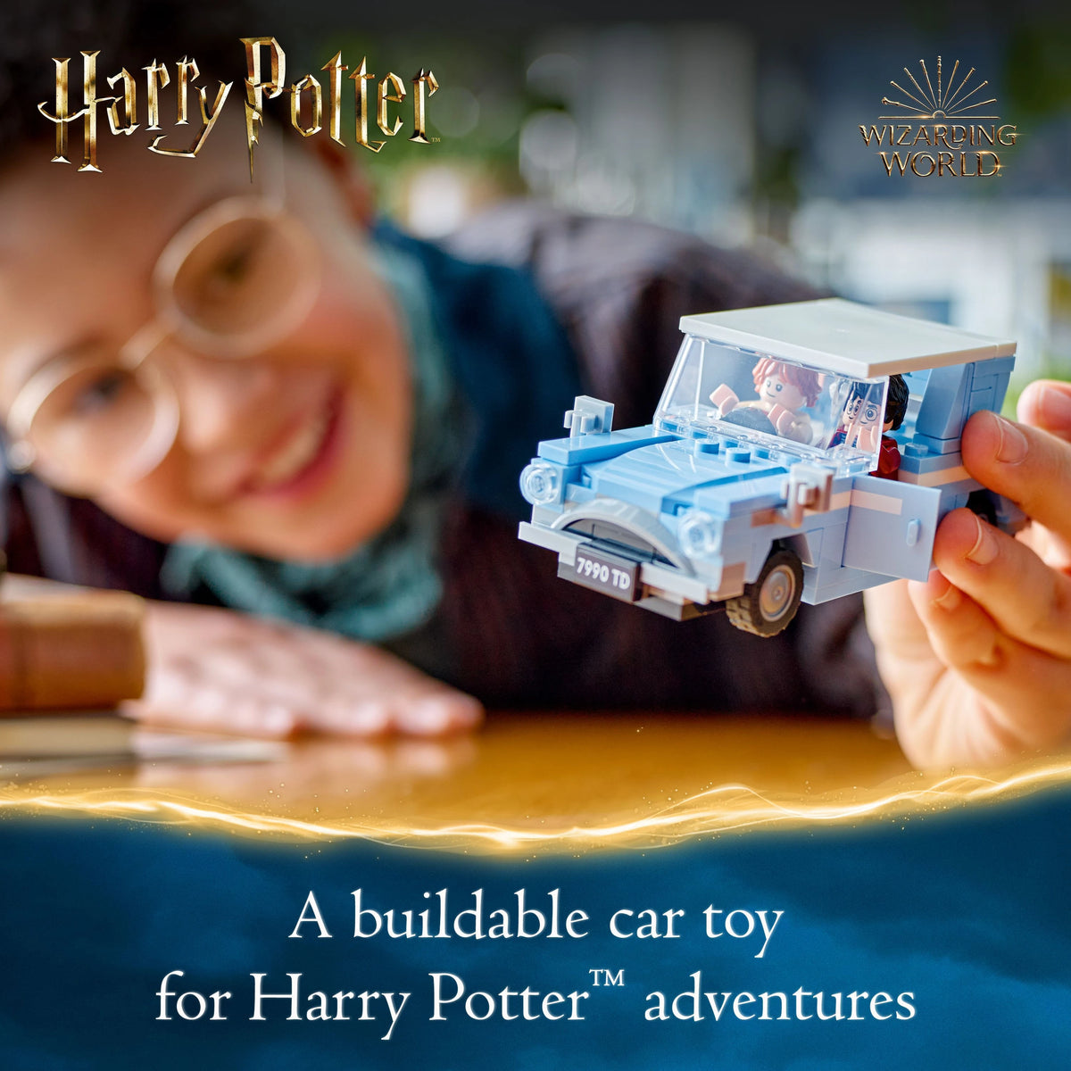 LEGO Harry Potter Flying Ford Anglia 76424 – 165 Pieces Car Building Set with Harry, Ron & Hedwig